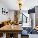 Czarna Perla Czesc Domow Z Sauna I Jacuzzi , Basen Podgrzewany, Blisko Jeziora I Sciezki Rowerowej Velo