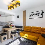 Czarna Perla Czesc Domow Z Sauna I Jacuzzi , Basen Podgrzewany, Blisko Jeziora I Sciezki Rowerowej Velo Daire
