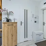 Apartamento Czarna Perla Czorsztyn Czesc Domow Z Sauna I Jacuzzi , Basen Podgrzewany, Blisko Jeziora I Sciezki Rowerowej Velo Czorsztyn