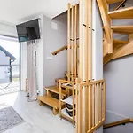 Czarna Perla Czorsztyn Czesc Domow Z Sauna I Jacuzzi , Basen Podgrzewany, Blisko Jeziora I Sciezki Rowerowej Velo Apartamento