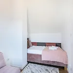 Czarna Perla Czesc Domow Z Sauna I Jacuzzi , Basen Podgrzewany, Blisko Jeziora I Sciezki Rowerowej Velo *