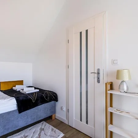 Czarna Perla Czesc Domow Z Sauna I Jacuzzi , Basen Podgrzewany, Blisko Jeziora I Sciezki Rowerowej Velo