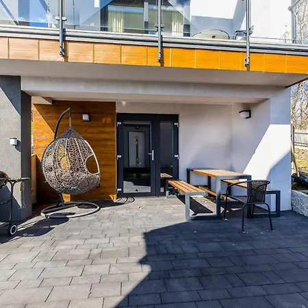 Czarna Perla Czesc Domow Z Sauna I Jacuzzi , Basen Podgrzewany, Blisko Jeziora I Sciezki Rowerowej Velo