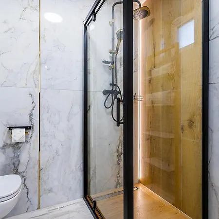 Lejlighed Czarna Perla Czesc Domow Z Sauna I Jacuzzi , Basen Podgrzewany, Blisko Jeziora I Sciezki Rowerowej Velo *