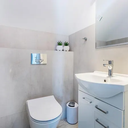 公寓 Czarna Perla Czesc Domow Z Sauna I Jacuzzi , Basen Podgrzewany, Blisko Jeziora I Sciezki Rowerowej Velo *