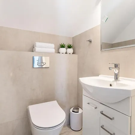 Apartamento Czarna Perła Częśc Domów Z Sauną I Jacuzzi , Basen Podgrzewany, Blisko Jeziora I ścieżki Rowerowej Velo Czorsztyn