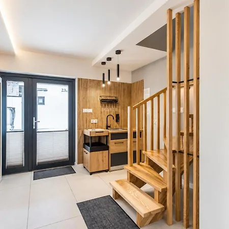 Apartamento Czarna Perła Częśc Domów Z Sauną I Jacuzzi , Basen Podgrzewany, Blisko Jeziora I ścieżki Rowerowej Velo